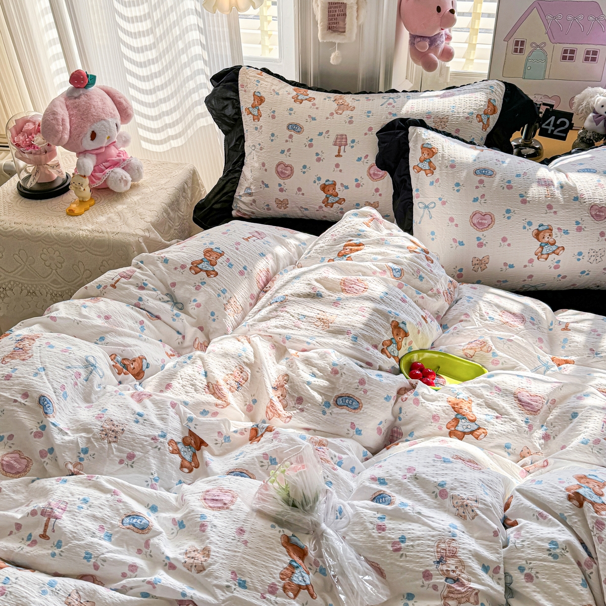 91家纺网 家纺一手货源 找家纺 优卡迪家纺馆 2026新款皱皱棉双层纱黑花边四件套下载文件包含买家秀 紫韵流光