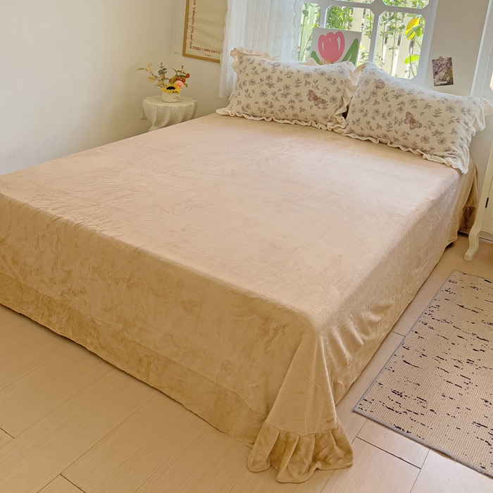 91家纺网 家纺一手货源 找家纺 迪梦姿家纺 2025新款牛奶绒印花花边款四件套 蝴蝶咖