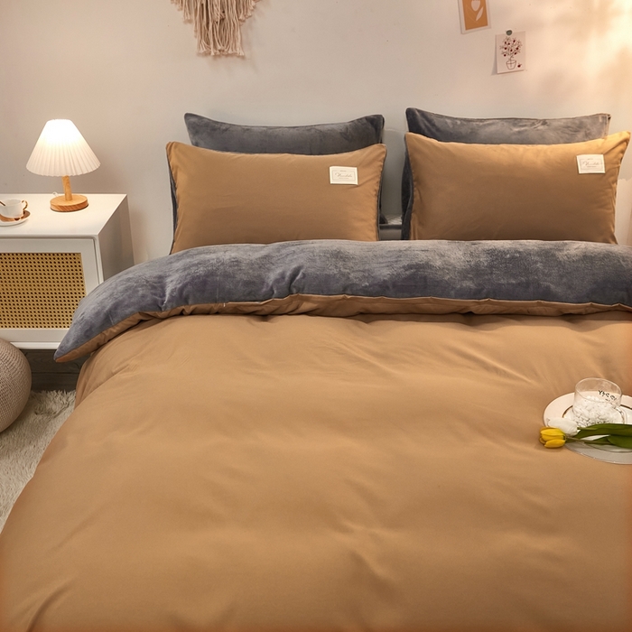 91家纺网 家纺一手货源 找家纺 啊雅家居 2026新款水洗棉牛奶绒三件套四件套 暖咖加牛奶绒