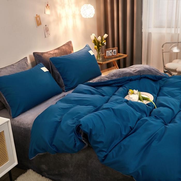 91家纺网 家纺一手货源 找家纺 啊雅家居 2026新款水洗棉牛奶绒三件套四件套 克莱因蓝加牛奶绒