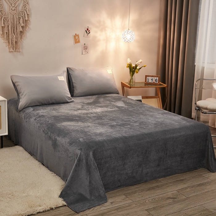 91家纺网 家纺一手货源 找家纺 啊雅家居 2026新款水洗棉牛奶绒三件套四件套 浅灰加牛奶绒