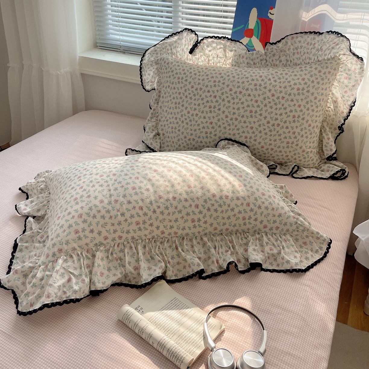 91家纺网 家纺一手货源 找家纺 三朵家纺 2026新款云柔水洗棉大花边A类韩版四件套 青樱花梦