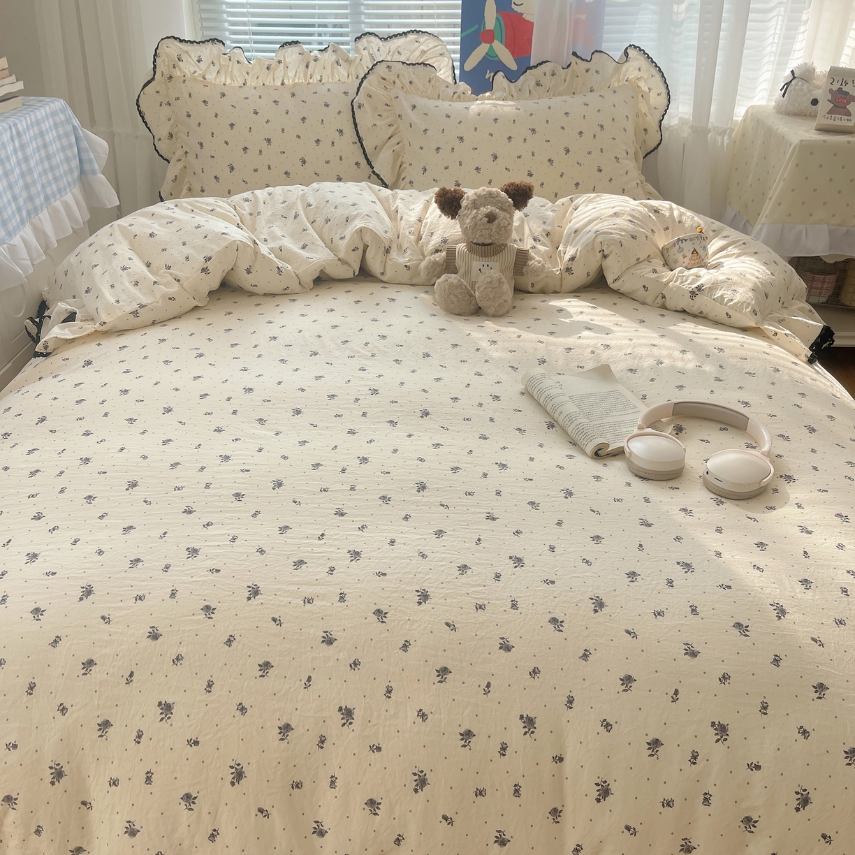 91家纺网 家纺一手货源 找家纺 三朵家纺 2026新款云柔水洗棉大花边A类韩版四件套 半岛玫瑰