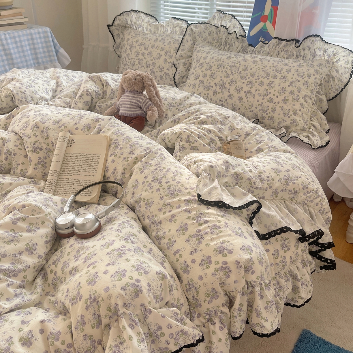 91家纺网 家纺一手货源 找家纺 三朵家纺 2026新款云柔水洗棉大花边A类韩版四件套 梵高印象