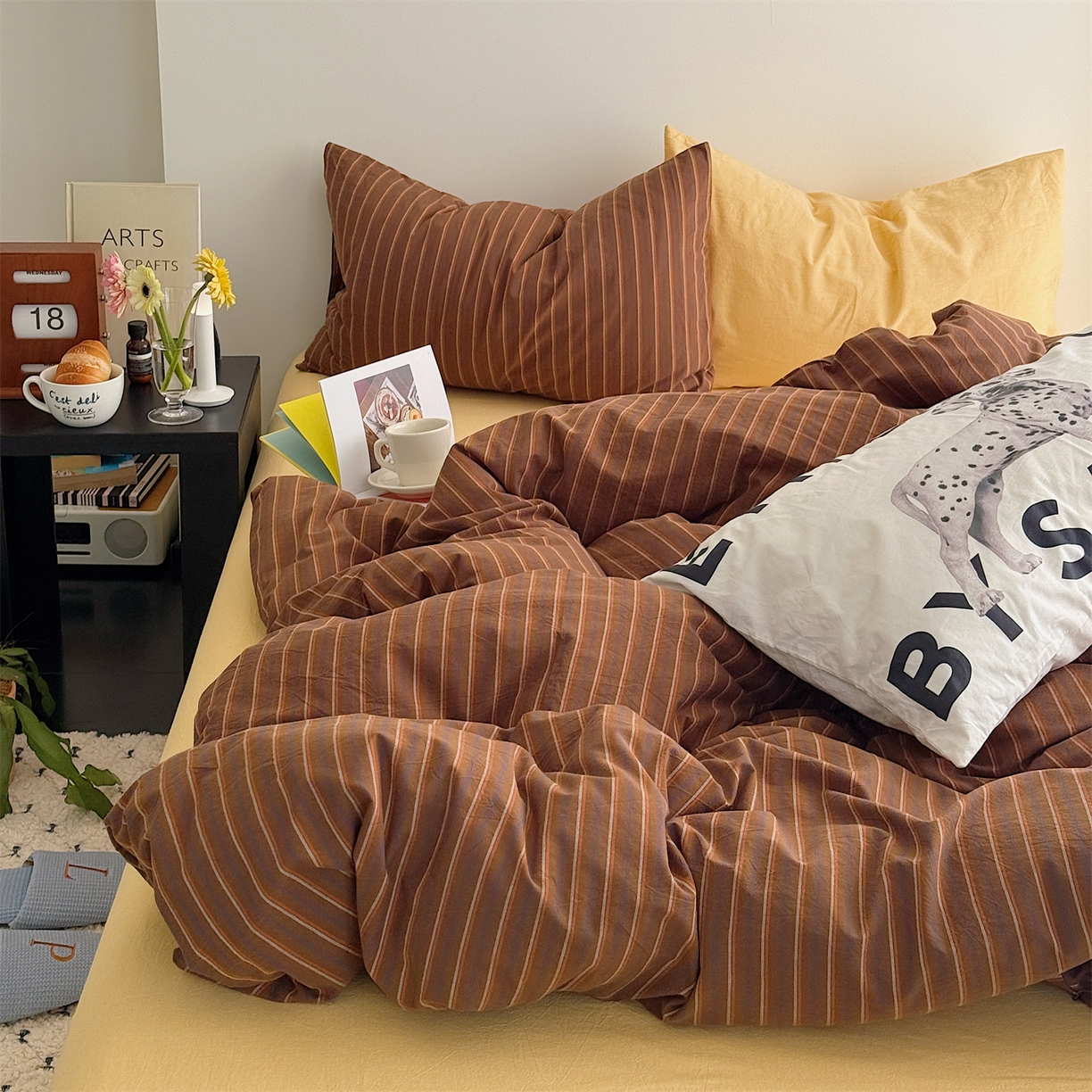 91家纺网 家纺一手货源 找家纺 （总）三朵家纺 2026新款复古简约格子混搭全棉纯棉色织水洗棉四件套