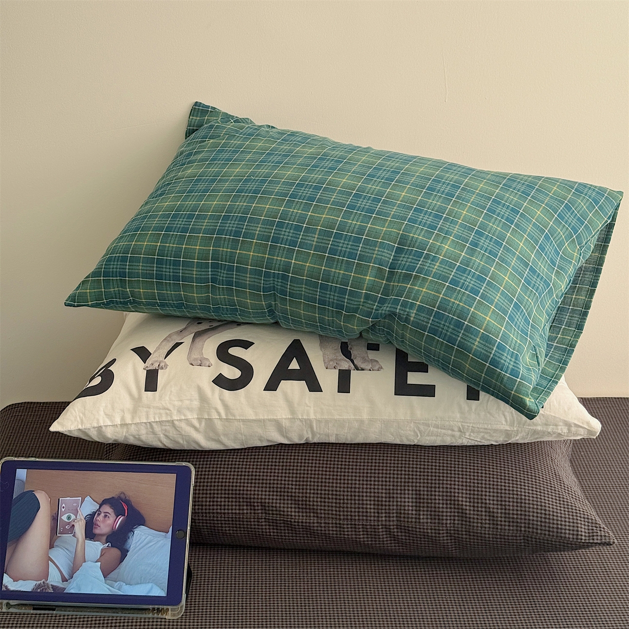 91家纺网 家纺一手货源 找家纺 三朵家纺 2026新款复古简约格子混搭全棉纯棉色织水洗棉四件套 绿格