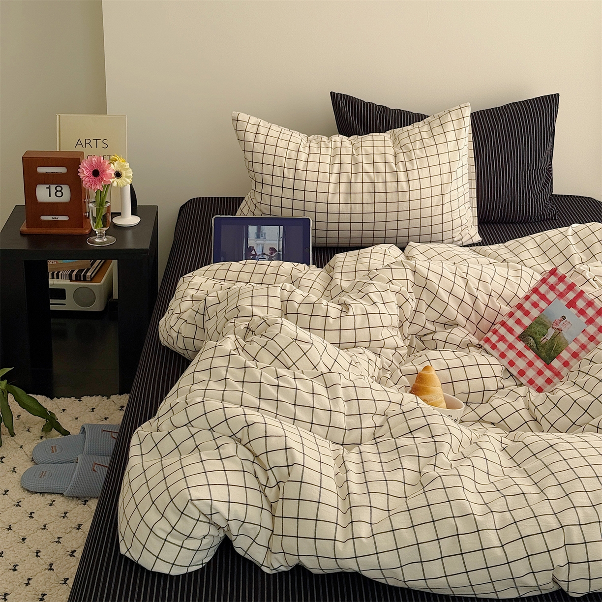 91家纺网 家纺一手货源 找家纺 （总）三朵家纺 2026新款复古简约格子混搭全棉纯棉色织水洗棉四件套