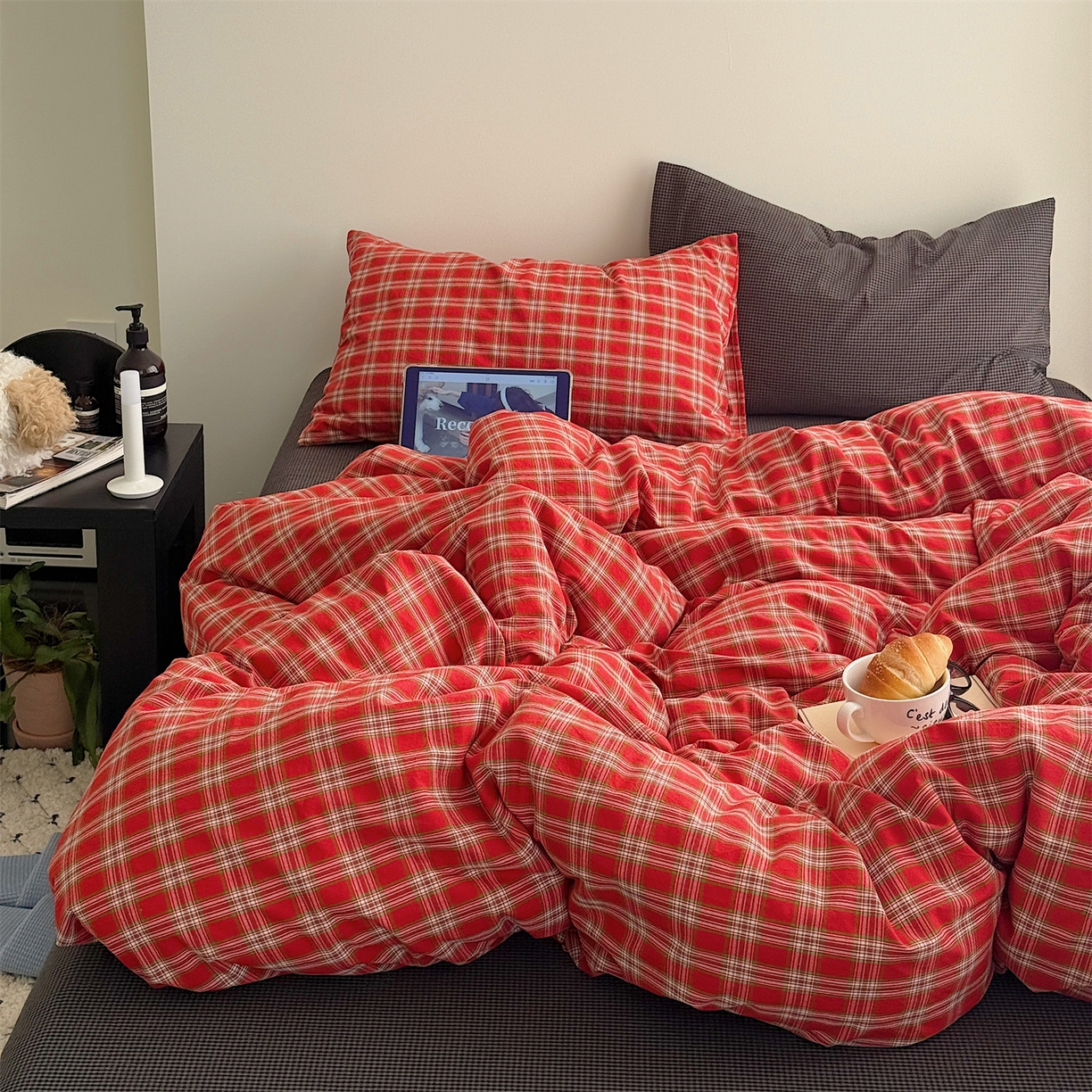 91家纺网 家纺一手货源 找家纺 （总）三朵家纺 2026新款复古简约格子混搭全棉纯棉色织水洗棉四件套