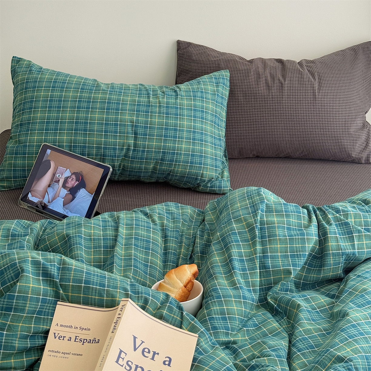 91家纺网 家纺一手货源 找家纺 三朵家纺 2026新款复古简约格子混搭全棉纯棉色织水洗棉四件套 绿格