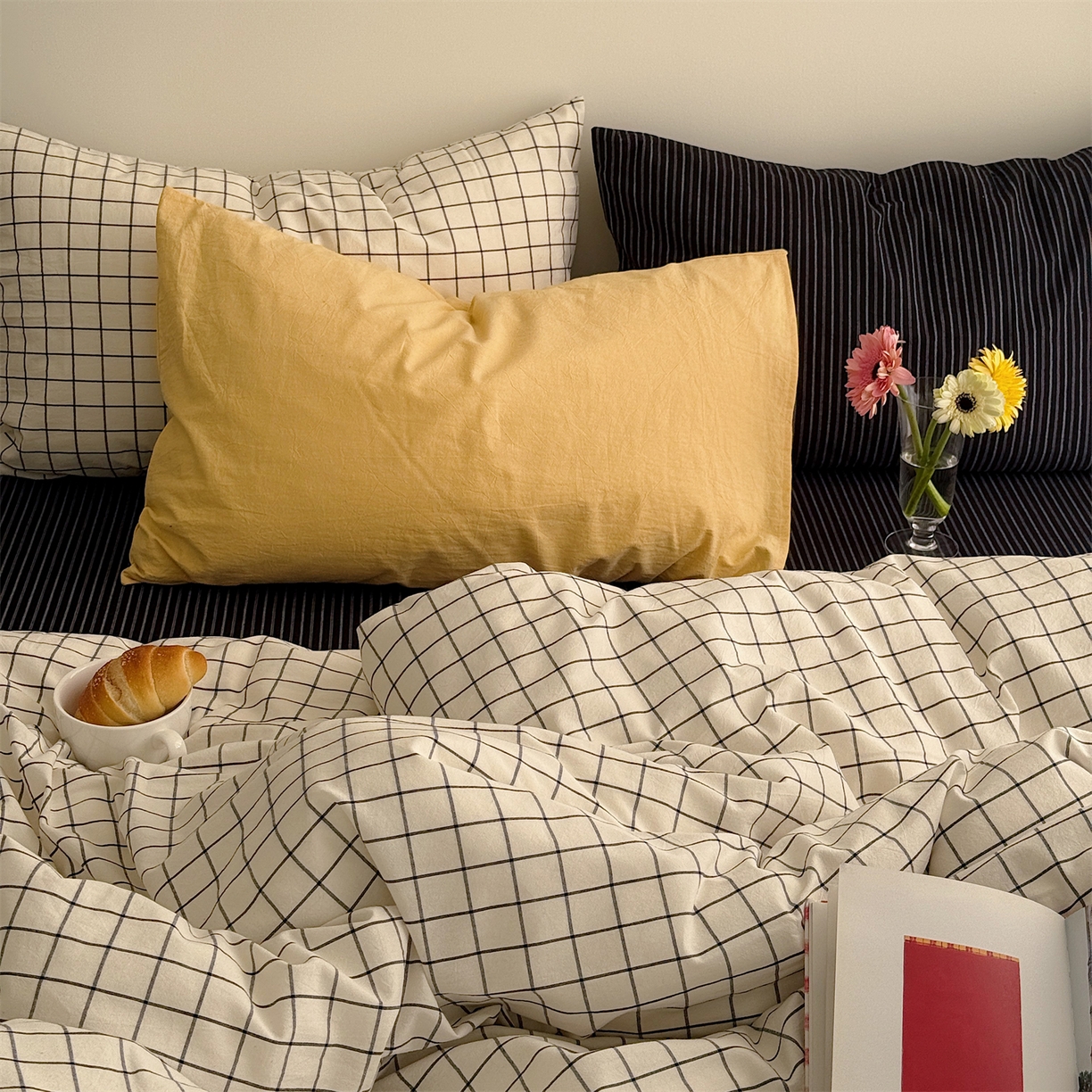 91家纺网 家纺一手货源 找家纺 三朵家纺 2026新款复古简约格子混搭全棉纯棉色织水洗棉四件套 黑白格