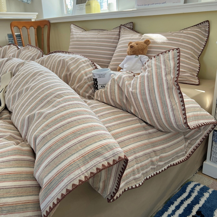 91家纺网 家纺一手货源 找家纺 XIWEN-希文家纺 2026新款40支全棉色织水洗棉贝壳边四件套 复古条