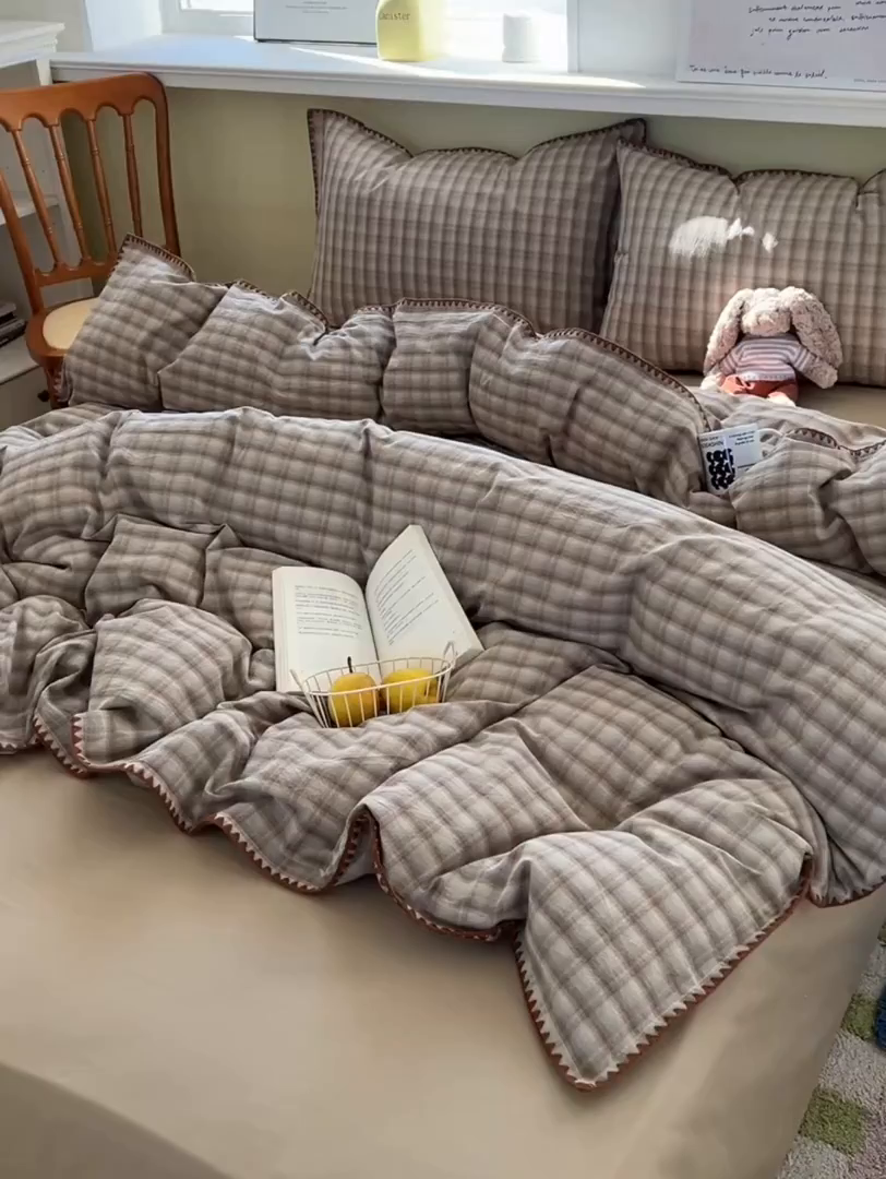 91家纺网 家纺一手货源 找家纺 XIWEN-希文家纺 2026新款40支全棉色织水洗棉贝壳边四件套 黄昏-兰咖