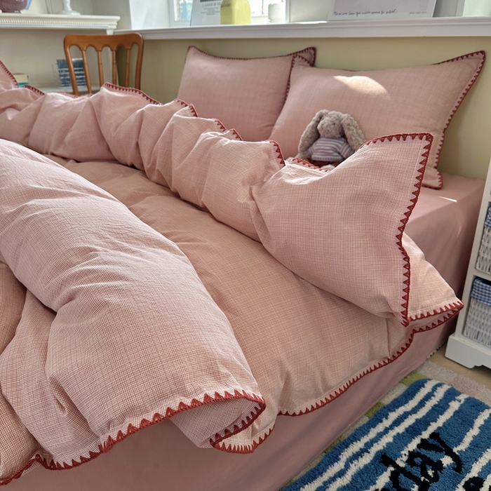 91家纺网 家纺一手货源 找家纺 XIWEN-希文家纺 2026新款40支全棉色织水洗棉贝壳边四件套 米菲-粉