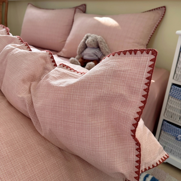 91家纺网 家纺一手货源 找家纺 XIWEN-希文家纺 2026新款40支全棉色织水洗棉贝壳边四件套 米菲-粉