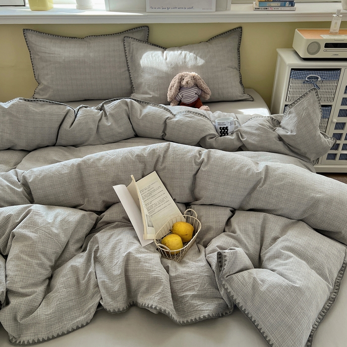 91家纺网 家纺一手货源 找家纺 XIWEN-希文家纺 2026新款40支全棉色织水洗棉贝壳边四件套 米菲-灰