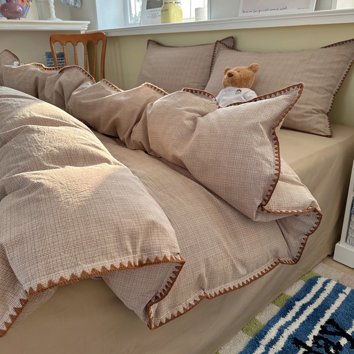 91家纺网 家纺一手货源 找家纺 XIWEN-希文家纺 2026新款40支全棉色织水洗棉贝壳边四件套 米菲-卡其