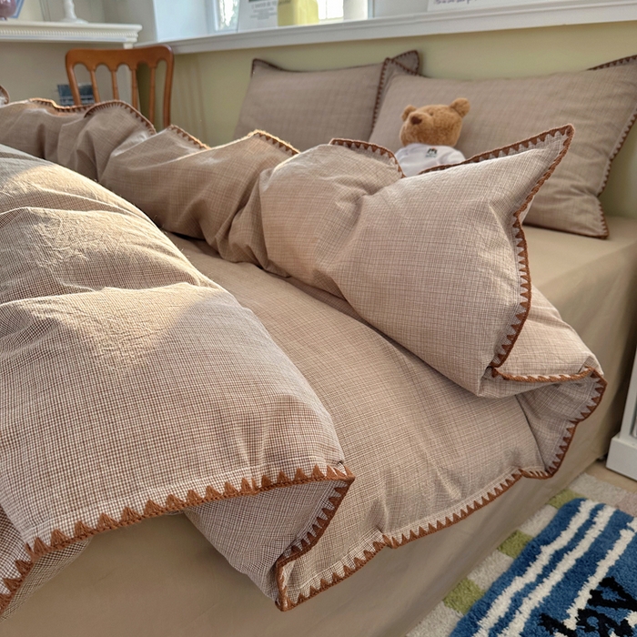 91家纺网 家纺一手货源 找家纺 XIWEN-希文家纺 2026新款40支全棉色织水洗棉贝壳边四件套 米菲-卡其