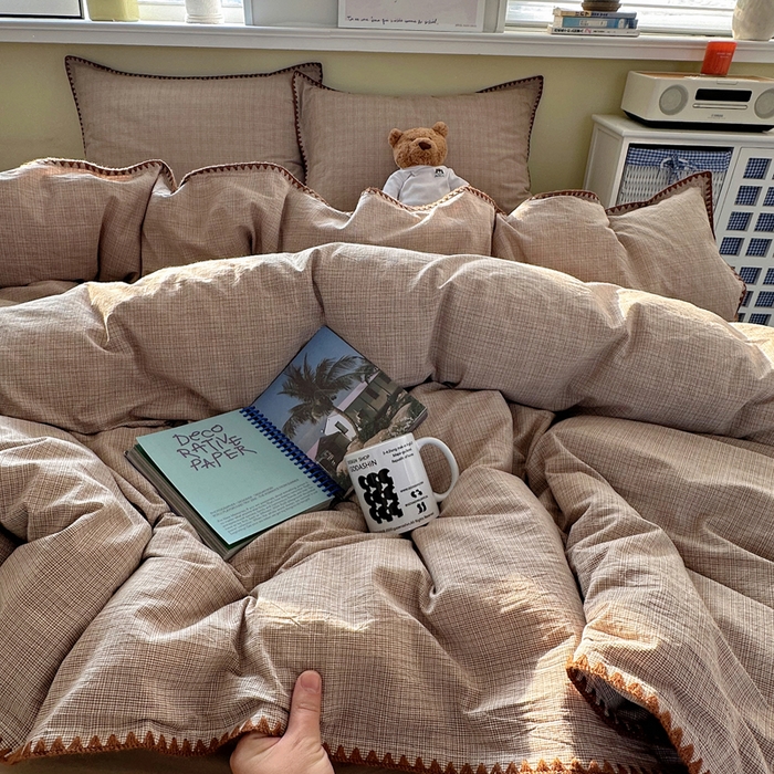 91家纺网 家纺一手货源 找家纺 XIWEN-希文家纺 2026新款40支全棉色织水洗棉贝壳边四件套 米菲-卡其