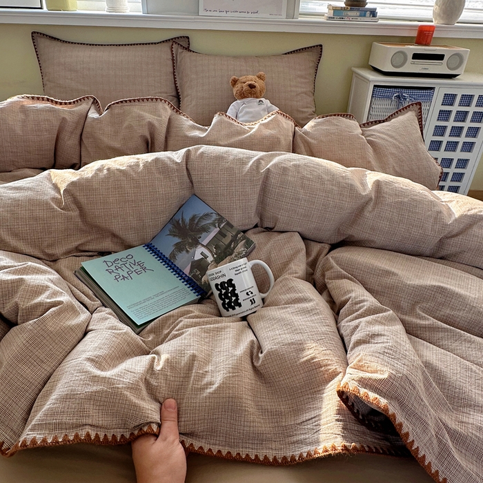 91家纺网 家纺一手货源 找家纺 XIWEN-希文家纺 2026新款40支全棉色织水洗棉贝壳边四件套 米菲-卡其