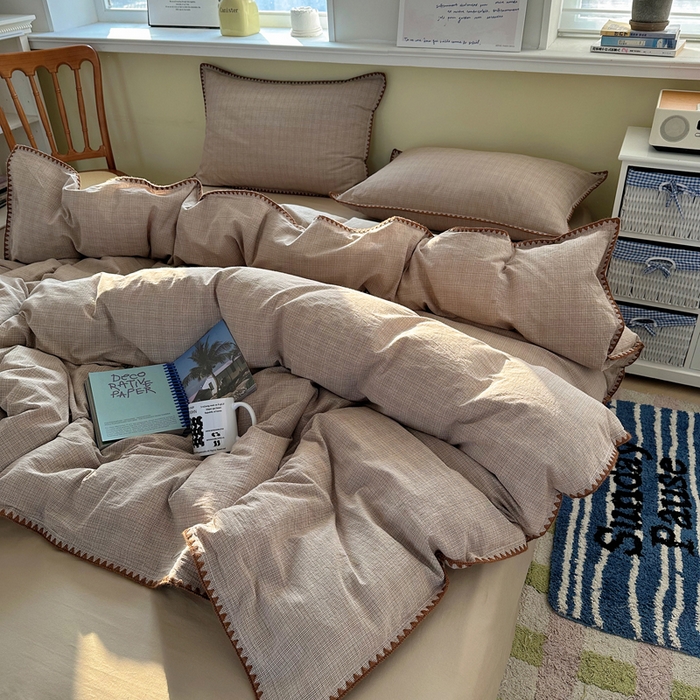 91家纺网 家纺一手货源 找家纺 XIWEN-希文家纺 2026新款40支全棉色织水洗棉贝壳边四件套 米菲-卡其