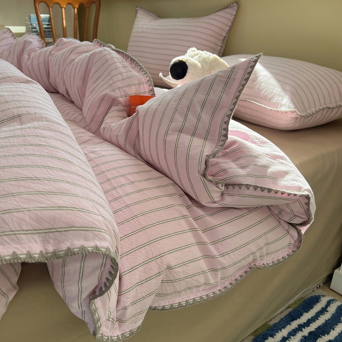 91家纺网 家纺一手货源 找家纺 XIWEN-希文家纺 2026新款40支全棉色织水洗棉贝壳边四件套 双条-粉