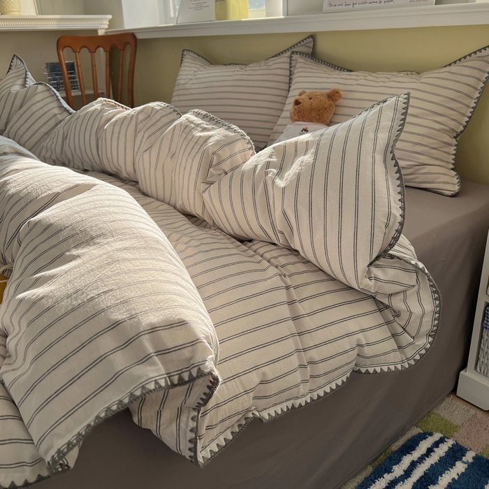 91家纺网 家纺一手货源 找家纺 XIWEN-希文家纺 2026新款40支全棉色织水洗棉贝壳边四件套 双条-灰