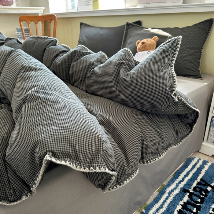 91家纺网 家纺一手货源 找家纺 XIWEN-希文家纺 2026新款40支全棉色织水洗棉贝壳边四件套 余音-黑