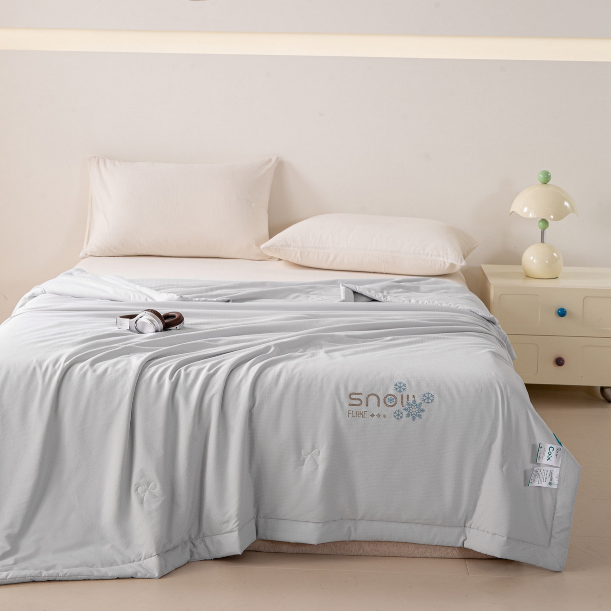 91家纺网 家纺一手货源 找家纺 心悦家纺 2026新款简约有氧凉感冰丝夏被夏凉被空调被 雾霾灰