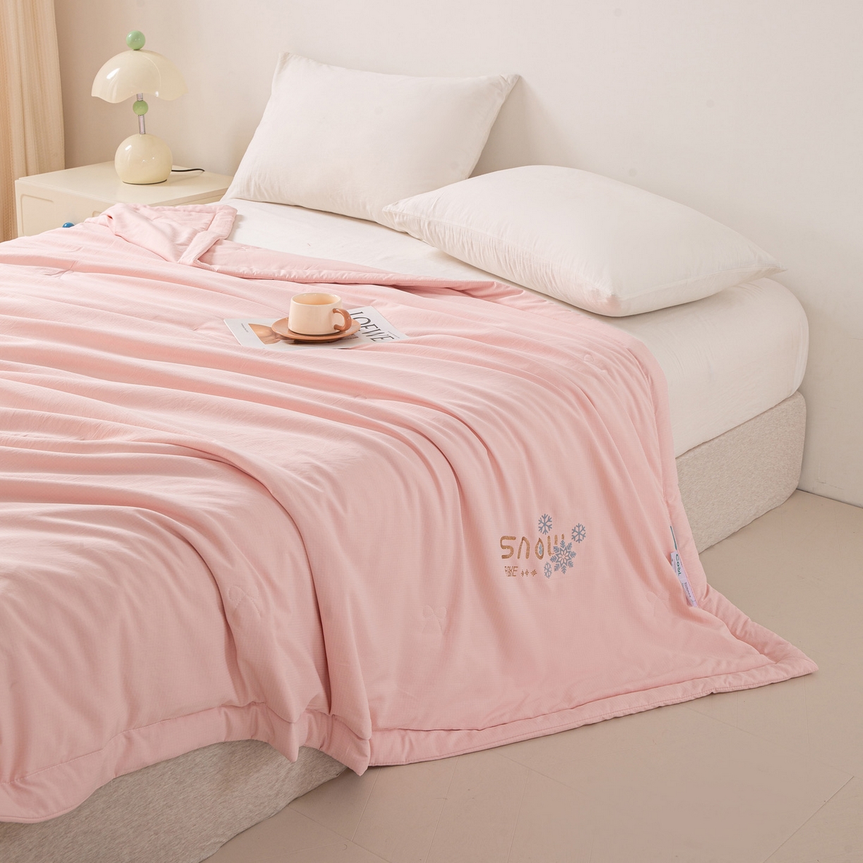 91家纺网 家纺一手货源 找家纺 心悦家纺 2026新款简约有氧凉感冰丝夏被夏凉被空调被 蜜桃粉