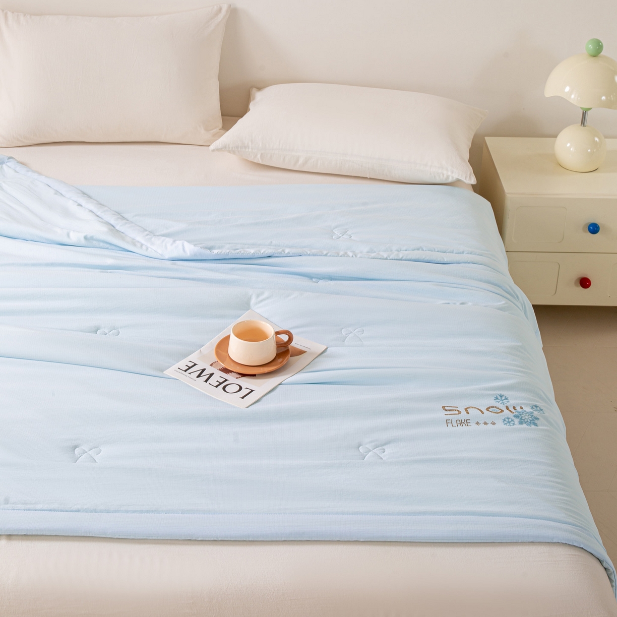 91家纺网 家纺一手货源 找家纺 心悦家纺 2026新款简约有氧凉感冰丝夏被夏凉被空调被 晴空蓝