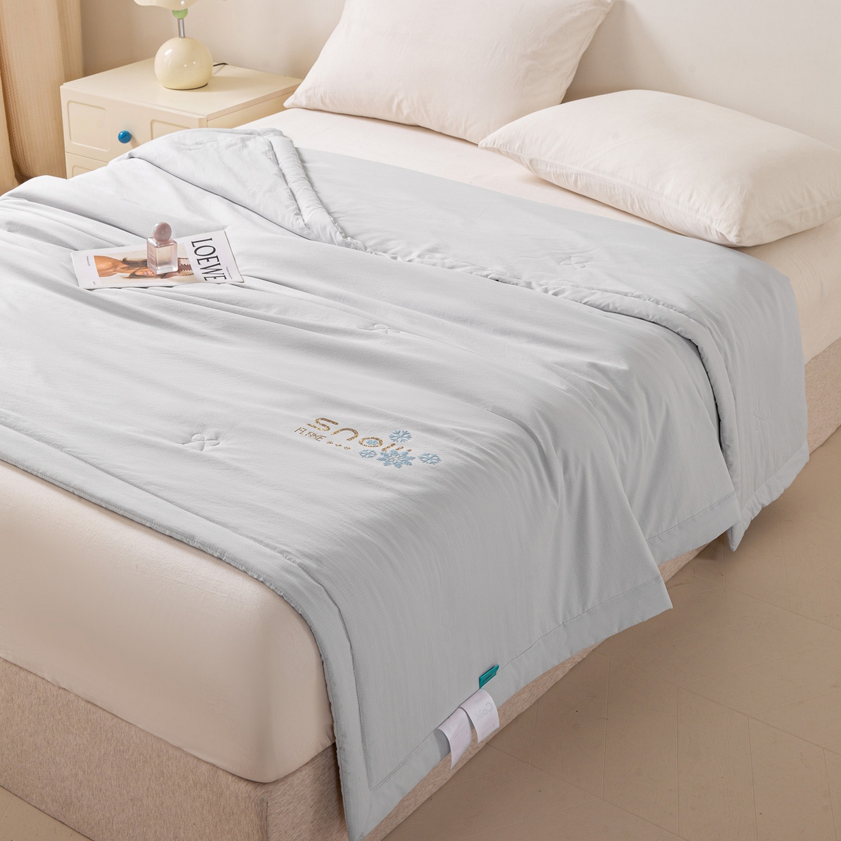 91家纺网 家纺一手货源 找家纺 心悦家纺 2026新款简约有氧凉感冰丝夏被夏凉被空调被 雾霾灰