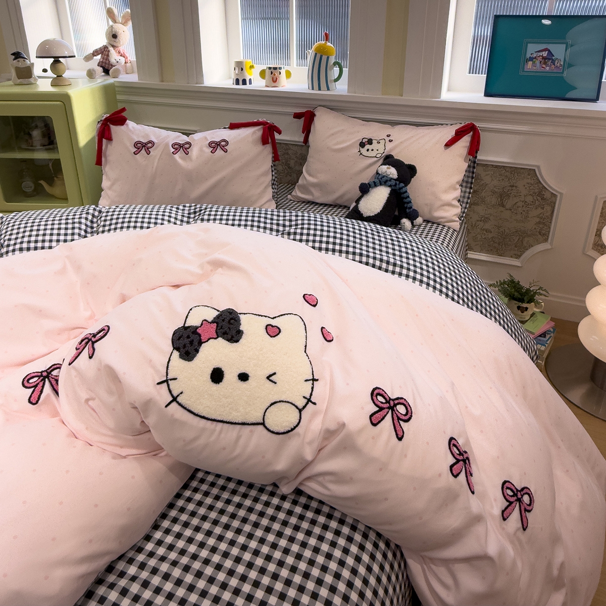 91家纺网 家纺一手货源 找家纺 盼季家纺 2026新款毛巾绣四件套蝴蝶结系列 蝴蝶结毛巾绣-丝带排排瞄