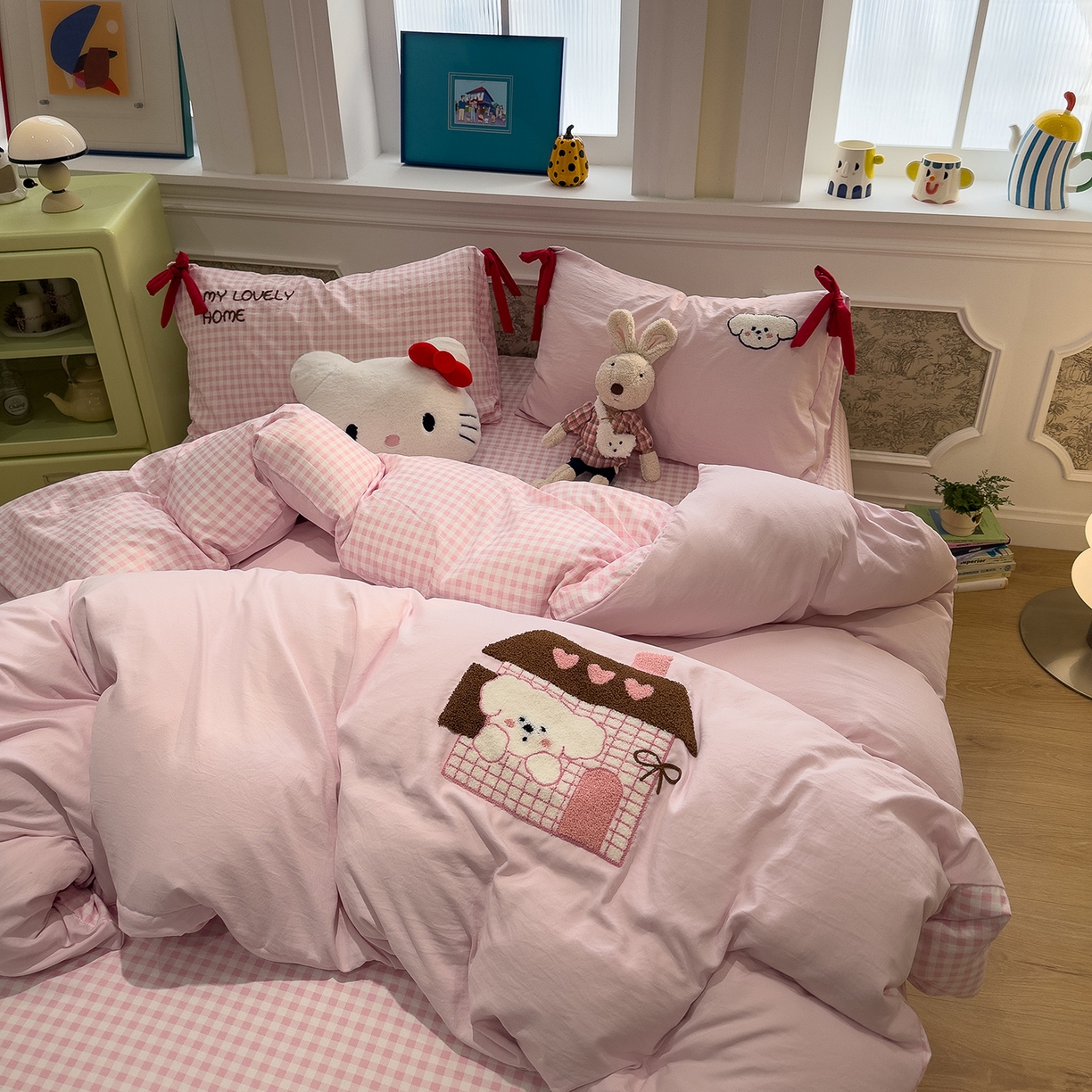 91家纺网 家纺一手货源 找家纺 盼季家纺 2026新款毛巾绣四件套蝴蝶结系列 蝴蝶结毛巾绣-汪汪的家