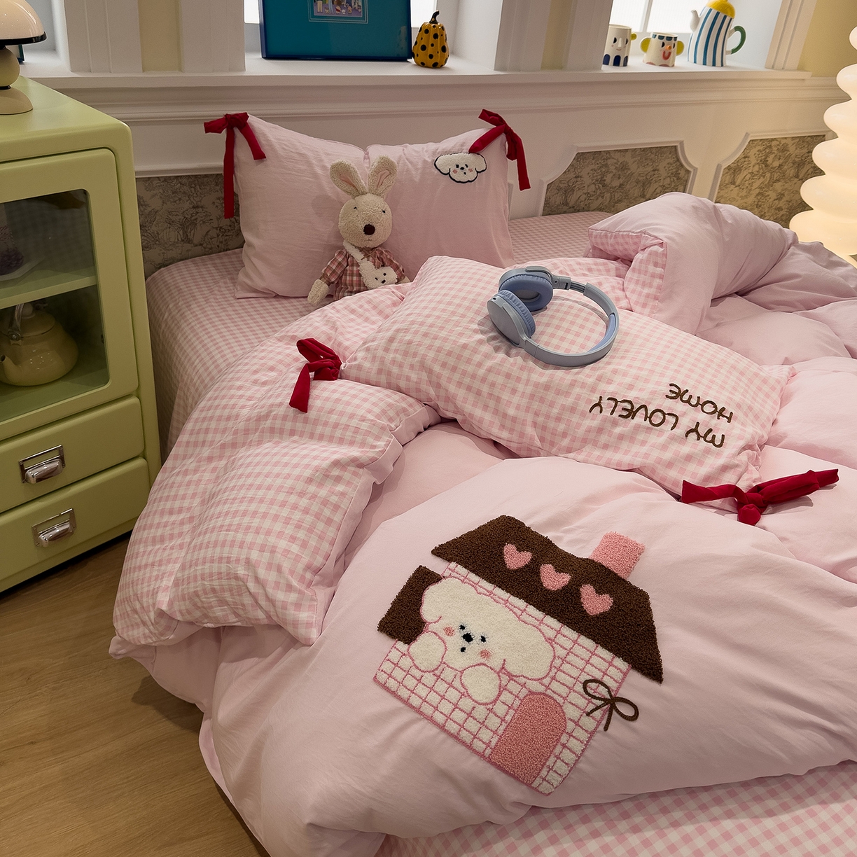 91家纺网 家纺一手货源 找家纺 盼季家纺 2026新款毛巾绣四件套蝴蝶结系列 蝴蝶结毛巾绣-汪汪的家