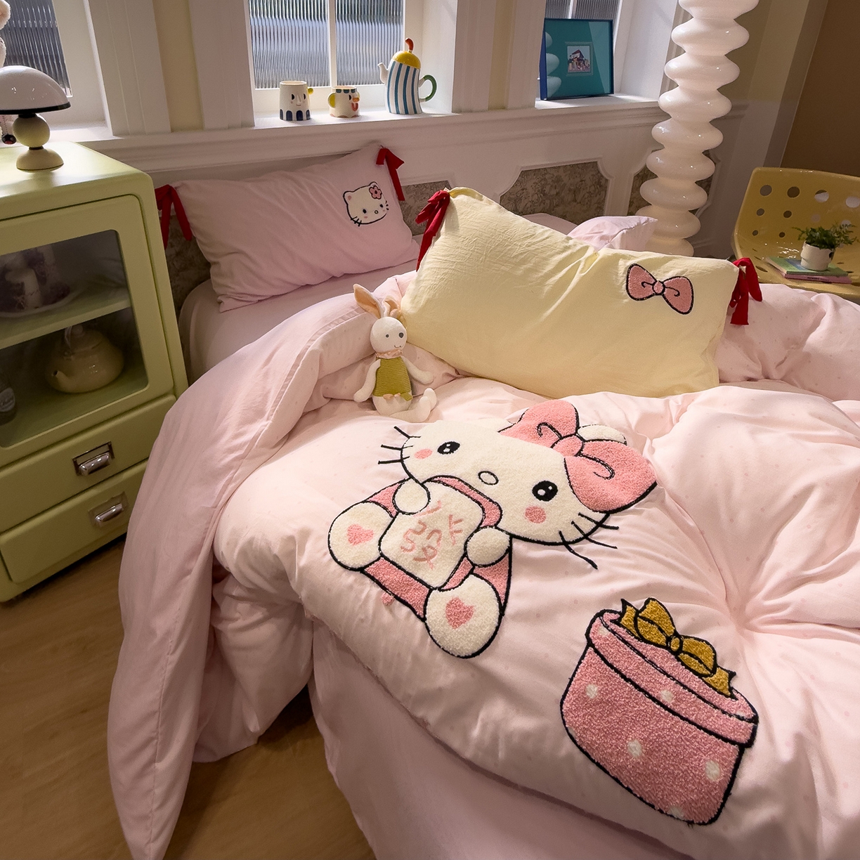 91家纺网 家纺一手货源 找家纺 盼季家纺 2026新款毛巾绣四件套蝴蝶结系列 蝴蝶结毛巾绣-发财喵喵