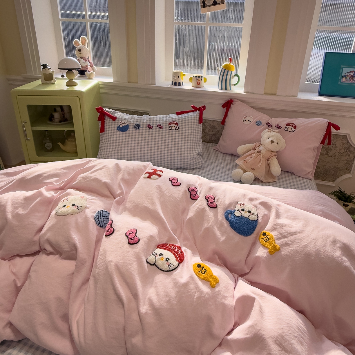 91家纺网 家纺一手货源 找家纺 盼季家纺 2026新款毛巾绣四件套蝴蝶结系列 蝴蝶结毛巾绣-蝴蝶结喵喵