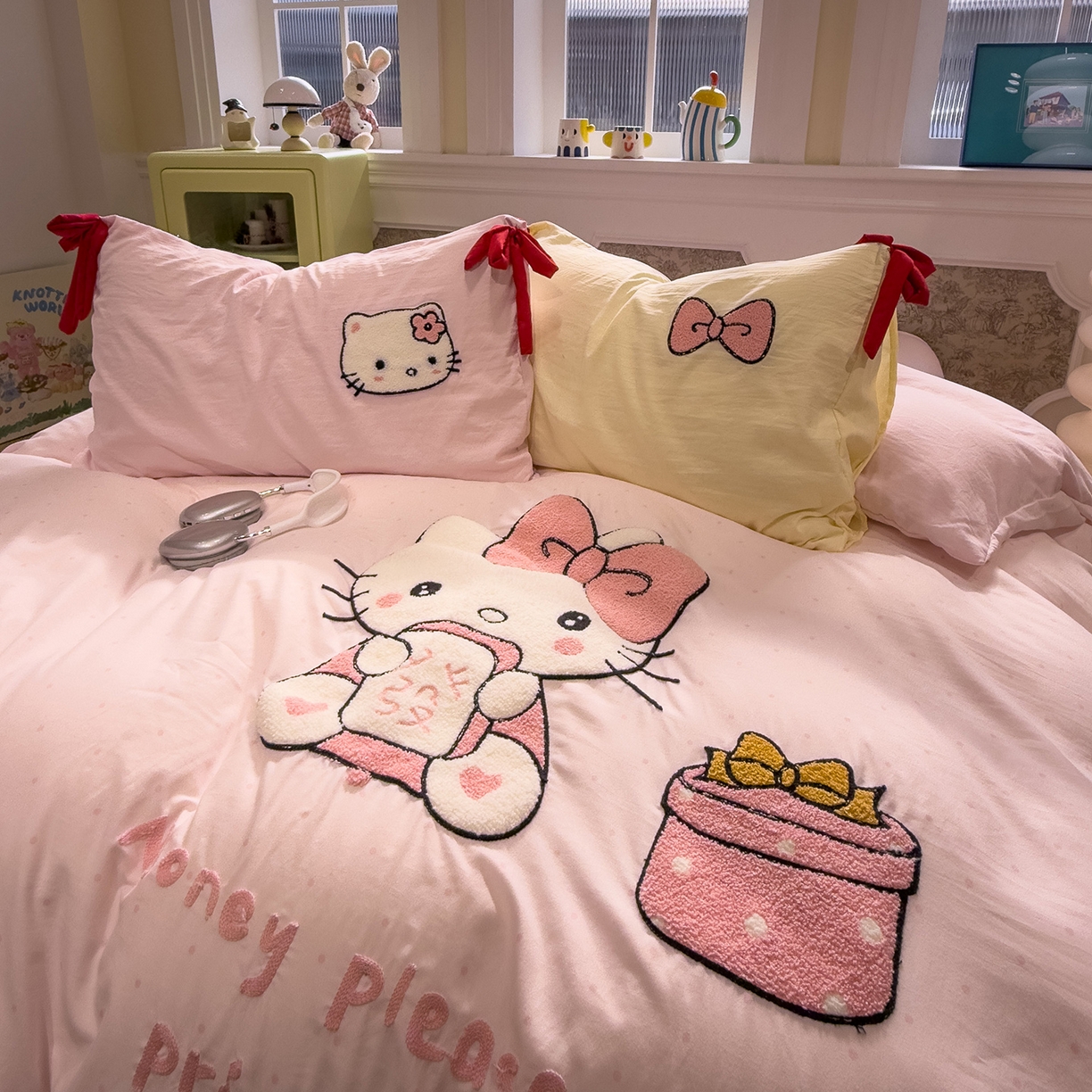 91家纺网 家纺一手货源 找家纺 盼季家纺 2026新款毛巾绣四件套蝴蝶结系列 蝴蝶结毛巾绣-发财喵喵