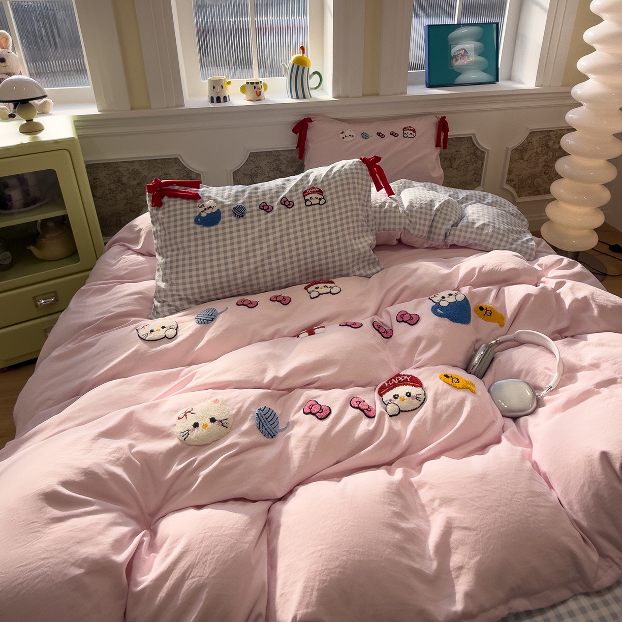 91家纺网 家纺一手货源 找家纺 盼季家纺 2026新款毛巾绣四件套蝴蝶结系列 蝴蝶结毛巾绣-蝴蝶结喵喵