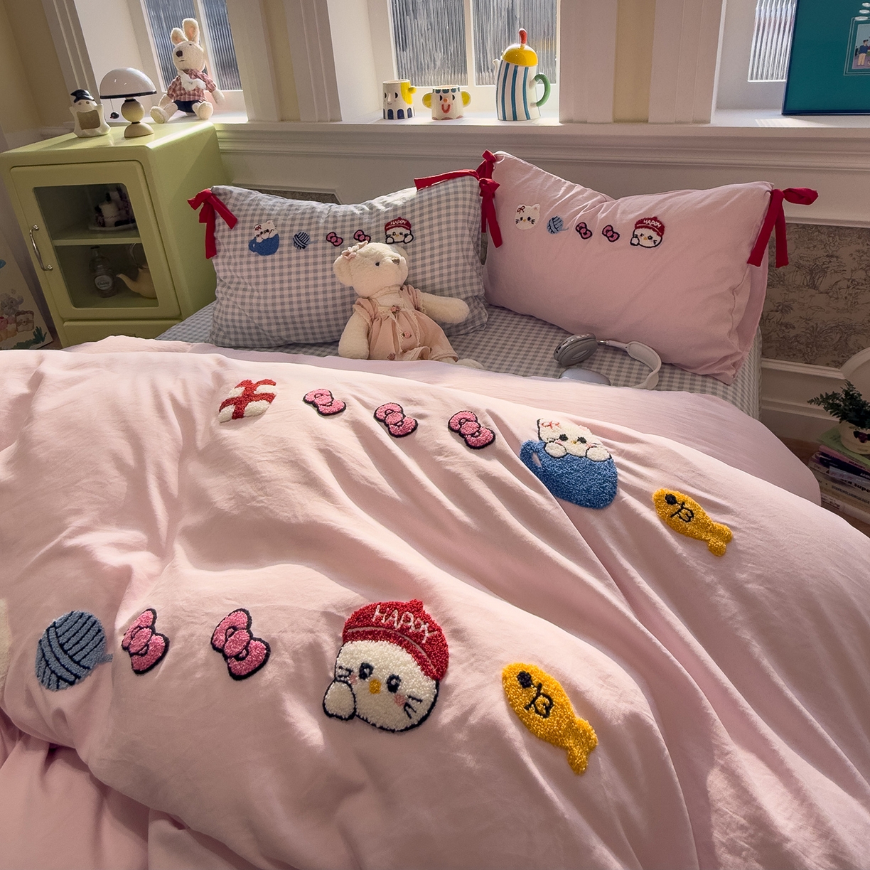 91家纺网 家纺一手货源 找家纺 盼季家纺 2026新款毛巾绣四件套蝴蝶结系列 蝴蝶结毛巾绣-蝴蝶结喵喵