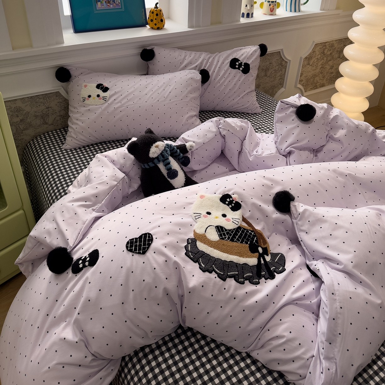 91家纺网 家纺一手货源 找家纺 盼季家纺 2026新款毛巾绣四件套波点系列 毛巾绣-紫波猫咪酱