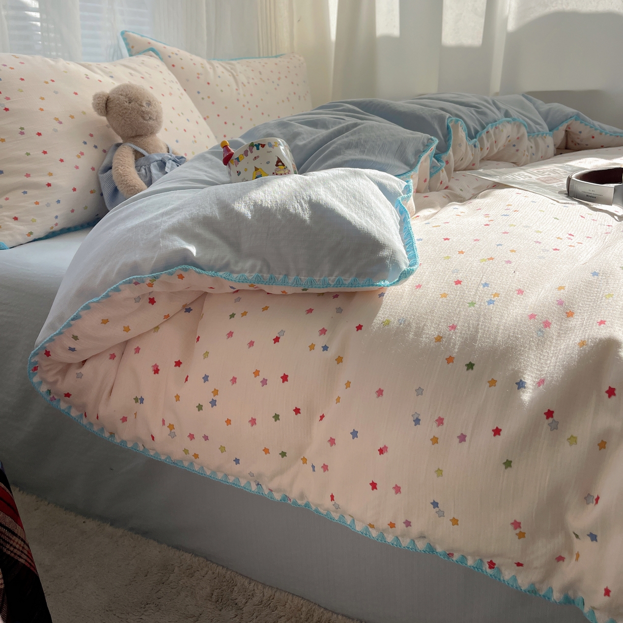 91家纺网 家纺一手货源 找家纺 顾里家纺 2026春夏新款ins韩风印花贝壳针双层纱四件套 治愈星星