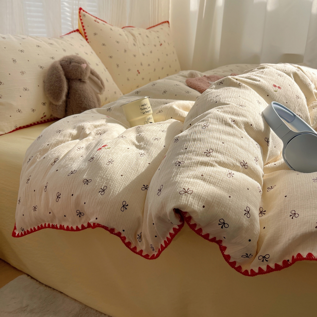 91家纺网 家纺一手货源 找家纺 顾里家纺 2026春夏新款ins韩风印花贝壳针双层纱四件套 樱桃蝴蝶结