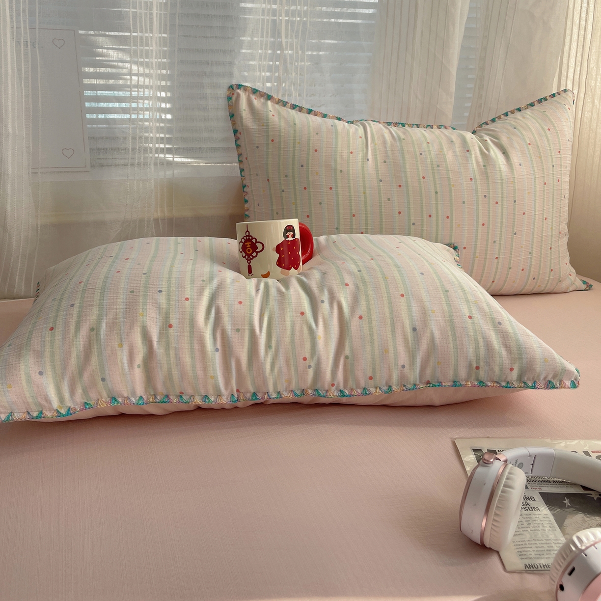 91家纺网 家纺一手货源 找家纺 顾里家纺 2026春夏新款ins韩风印花贝壳针双层纱四件套 彩色啵啵