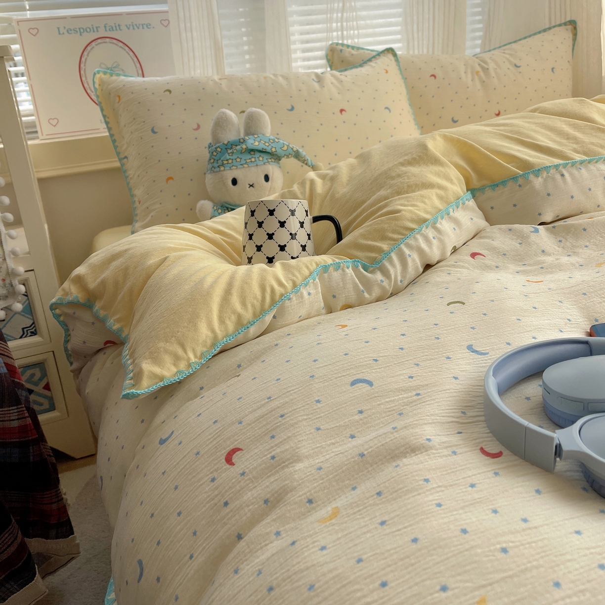 91家纺网 家纺一手货源 找家纺 顾里家纺 2026春夏新款ins韩风印花贝壳针双层纱四件套 星月童话