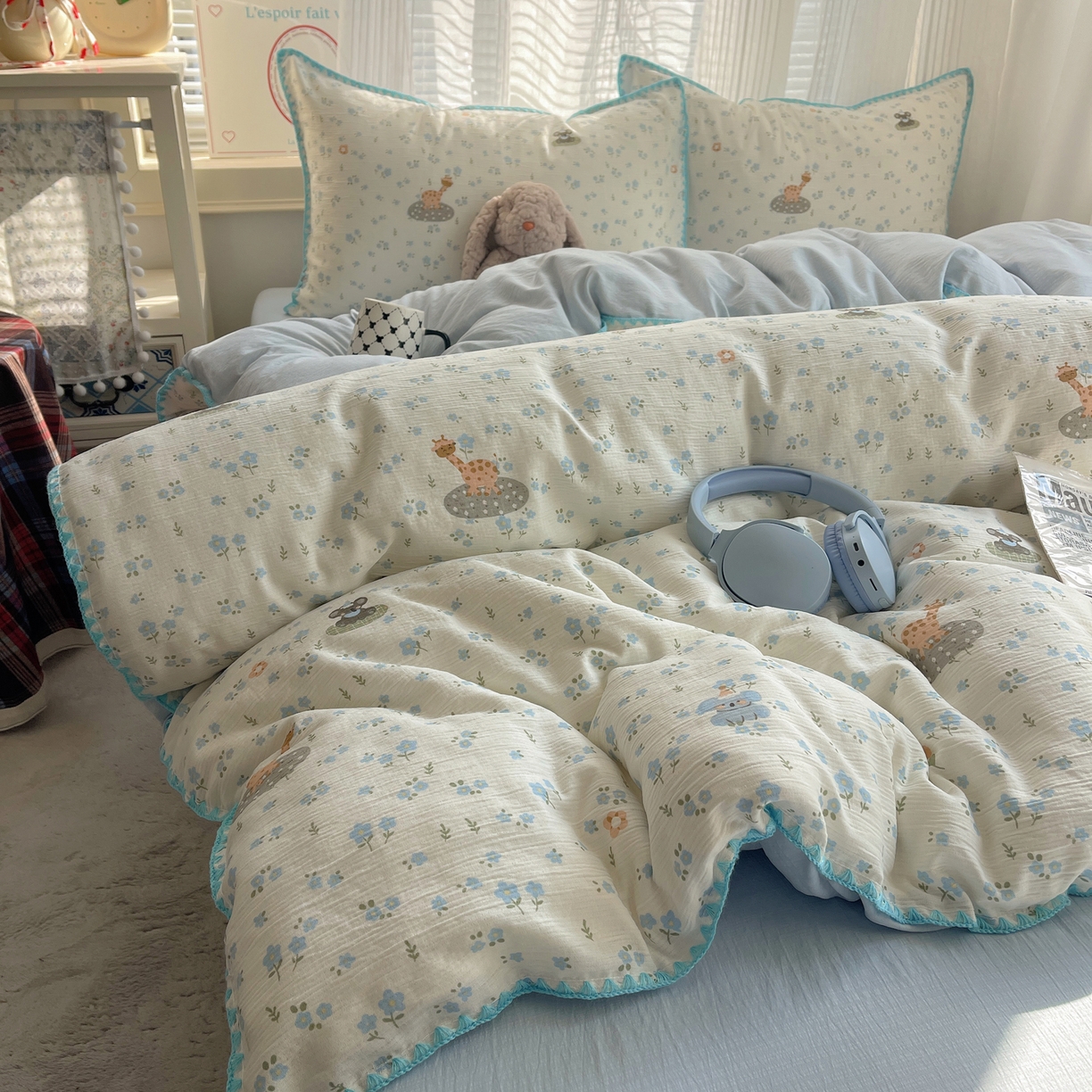 91家纺网 家纺一手货源 找家纺 顾里家纺 2026春夏新款ins韩风印花贝壳针双层纱四件套 雾屿动物