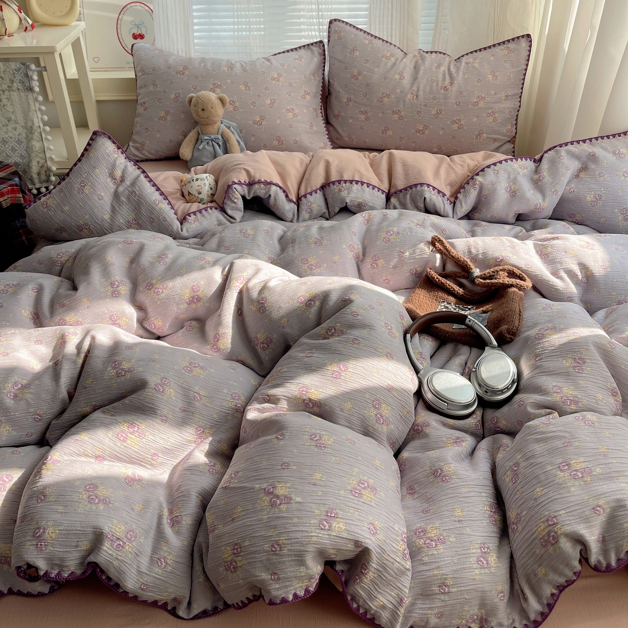 91家纺网 家纺一手货源 找家纺 （总）顾里家纺 2026春夏新款ins韩风印花贝壳针双层纱四件套