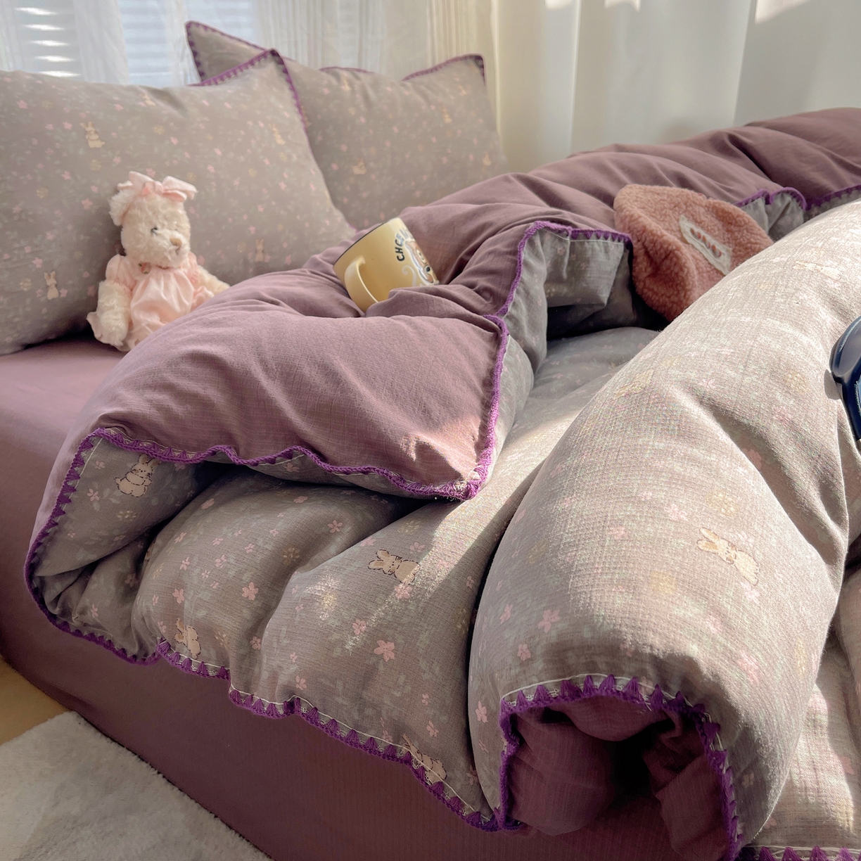 91家纺网 家纺一手货源 找家纺 顾里家纺 2026春夏新款ins韩风印花贝壳针双层纱四件套 栀夏小兔