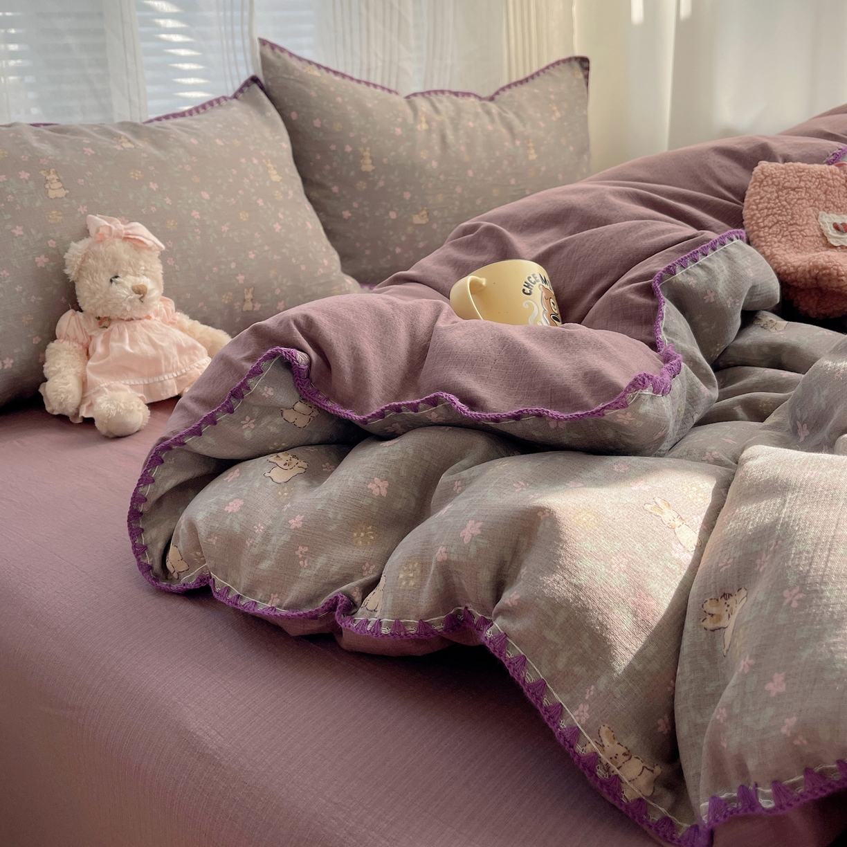 91家纺网 家纺一手货源 找家纺 顾里家纺 2026春夏新款ins韩风印花贝壳针双层纱四件套 栀夏小兔