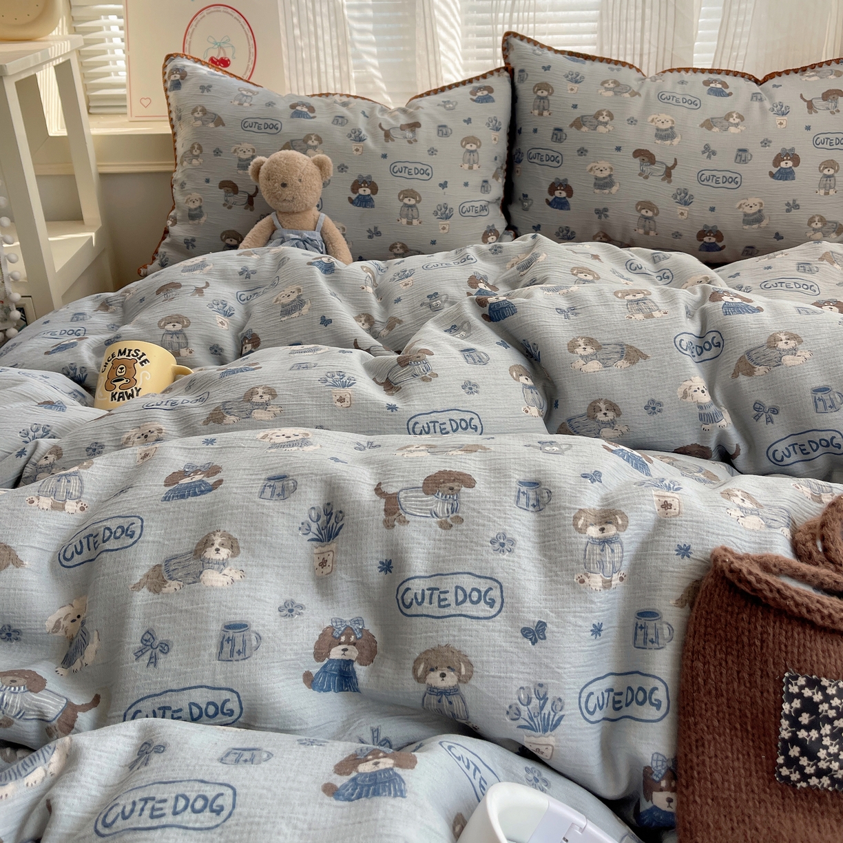 91家纺网 家纺一手货源 找家纺 顾里家纺 2026春夏新款ins韩风印花贝壳针双层纱四件套 雪瑞纳仔