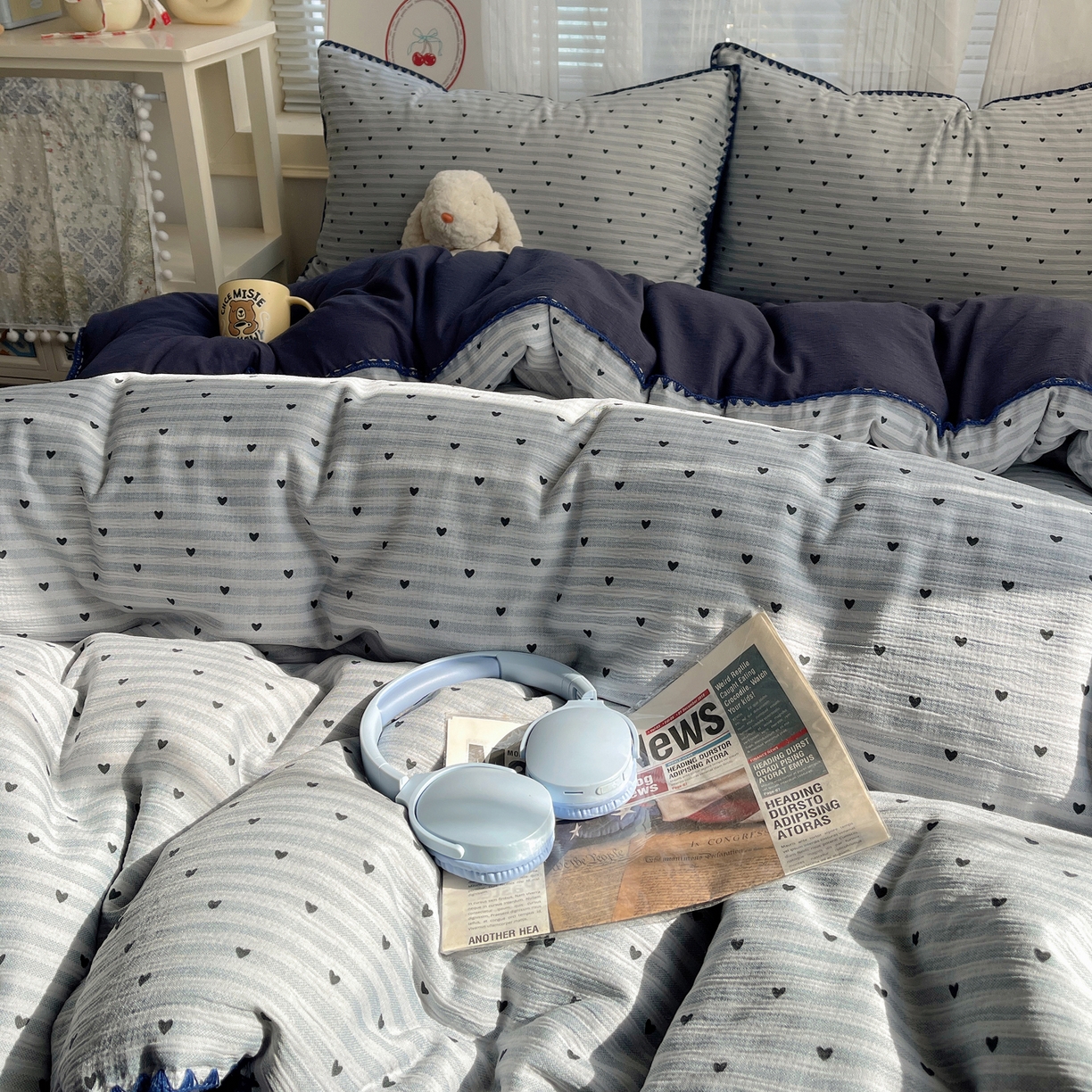 91家纺网 家纺一手货源 找家纺 顾里家纺 2026春夏新款ins韩风印花贝壳针双层纱四件套 蓝条爱心